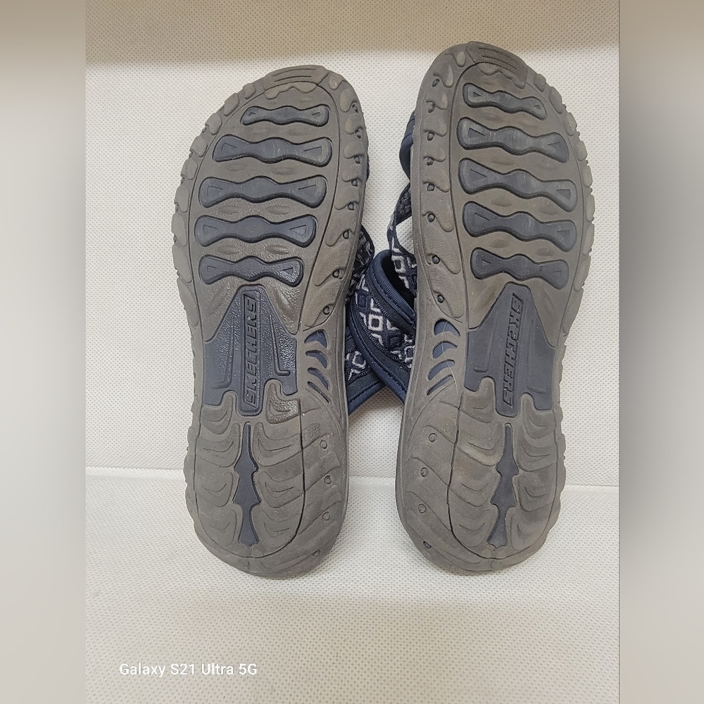 SKECHERS NAVY OUTDOOR‎ LIFESTYLE SANDALS (sz 7) - Picture 3 of 5
